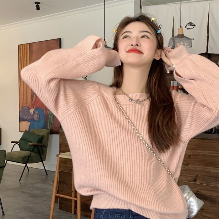 𝗥𝗼𝗹𝗹𝘆𝘇｜溫柔風露肩長袖針織上衣（2色）-細節圖2