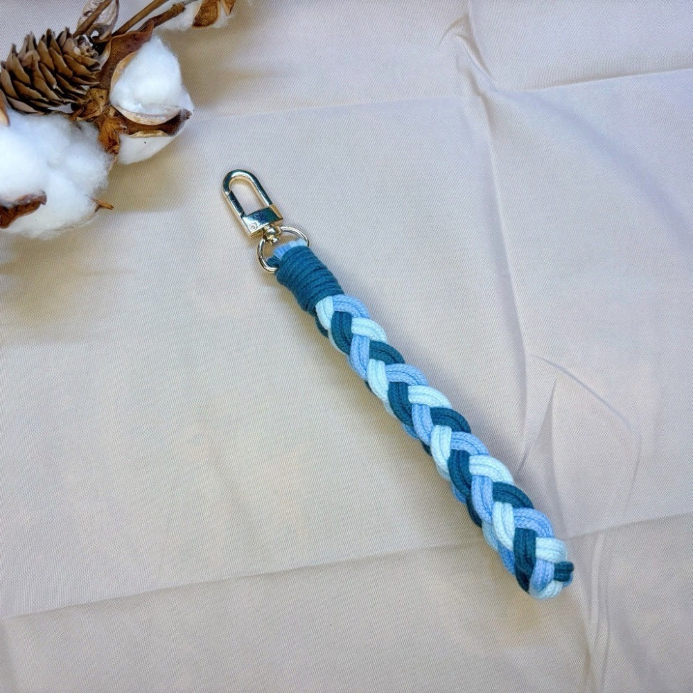 客製三色三股編手機手繩-細節圖3