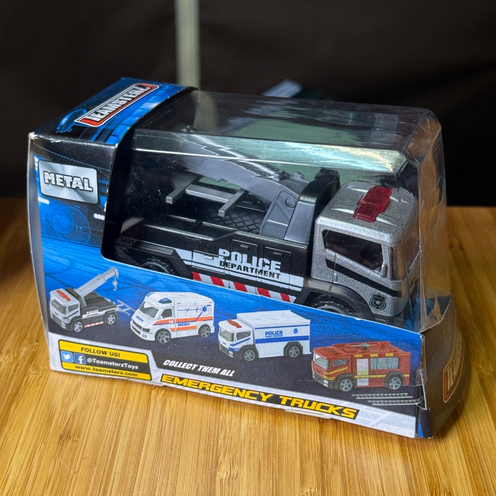 ［魔玩］ Teamsterz 合金車 警察拖吊車 動力警車-細節圖2