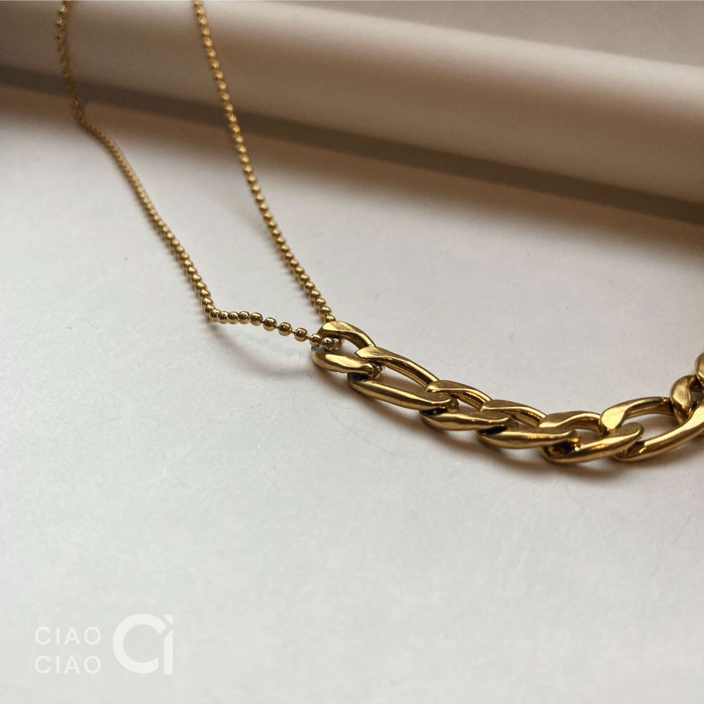 N08｜𝐂𝐥𝐚𝐬𝐬𝐲 𝐕𝐢𝐛𝐞𝐬 韓國設計師款高級感不對稱項鍊-細節圖5