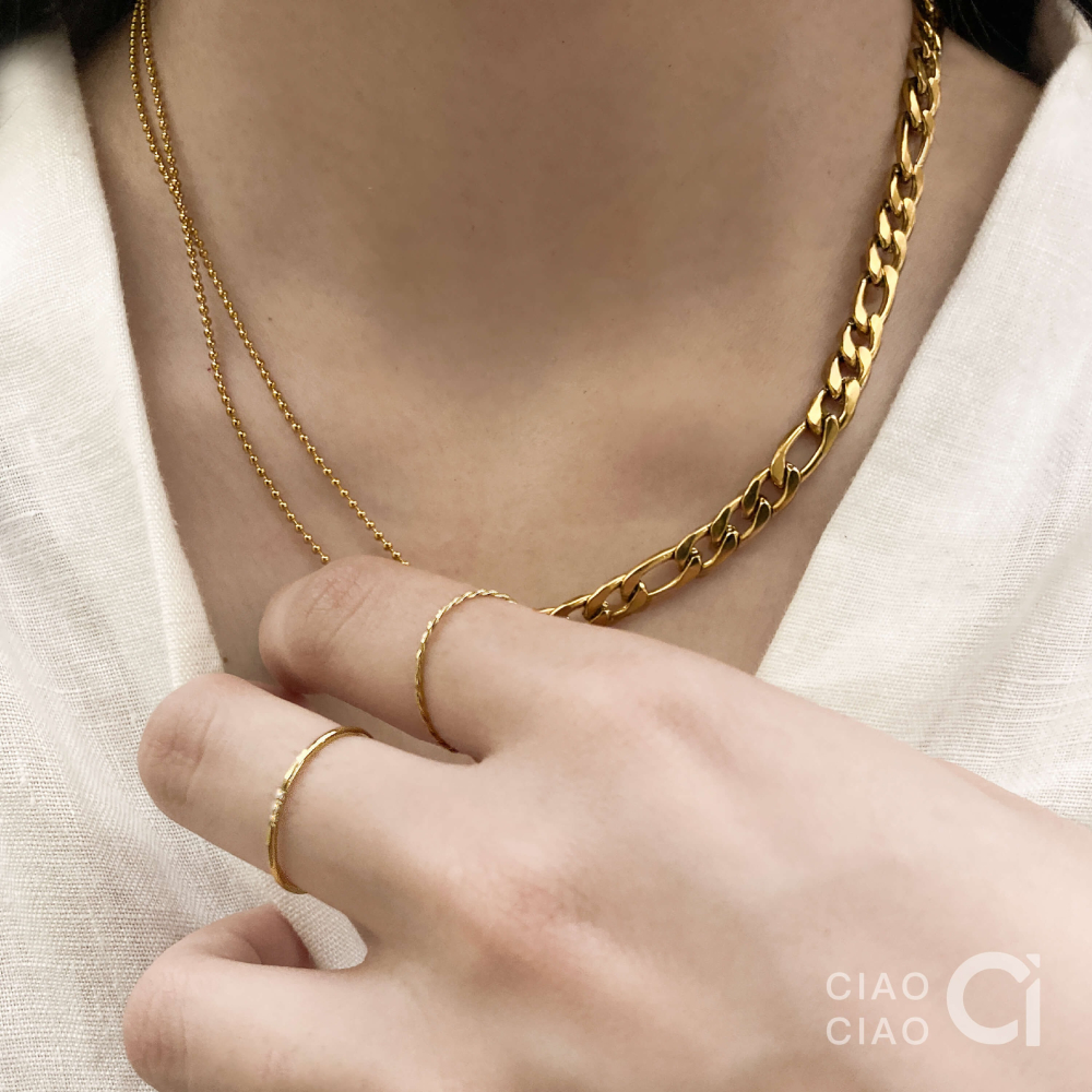 R05｜𝐂𝐥𝐚𝐬𝐬𝐲 𝐕𝐢𝐛𝐞𝐬 極細麻花溫柔感可疊搭細戒-細節圖7