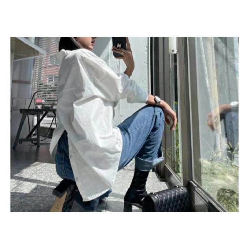 Ashley 正韓 繡製字母M襯衫長版襯衫 後開叉襯衫 造型襯衫 女生上衣-細節圖3