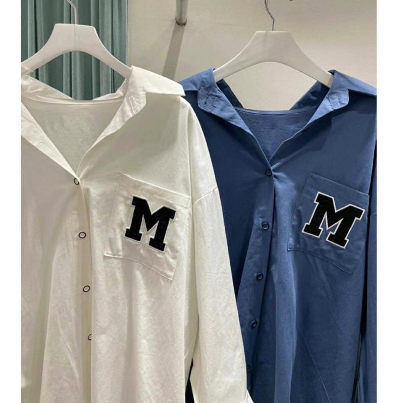 Ashley 正韓 繡製字母M襯衫長版襯衫 後開叉襯衫 造型襯衫 女生上衣-細節圖4