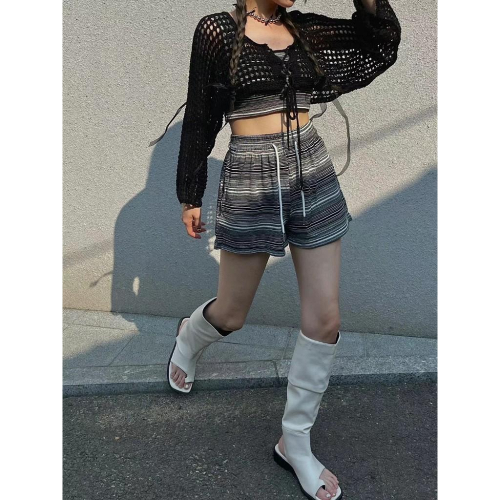 AK韓國連線 針織衫 罩衫 短版罩衫 針織上衣 縷空 罩衫 (2colors)-細節圖3