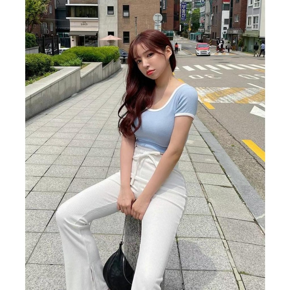 AK韓國連線  邊條撞色短版合身上衣 短袖t恤 t恤 棉t 圓領t-細節圖5