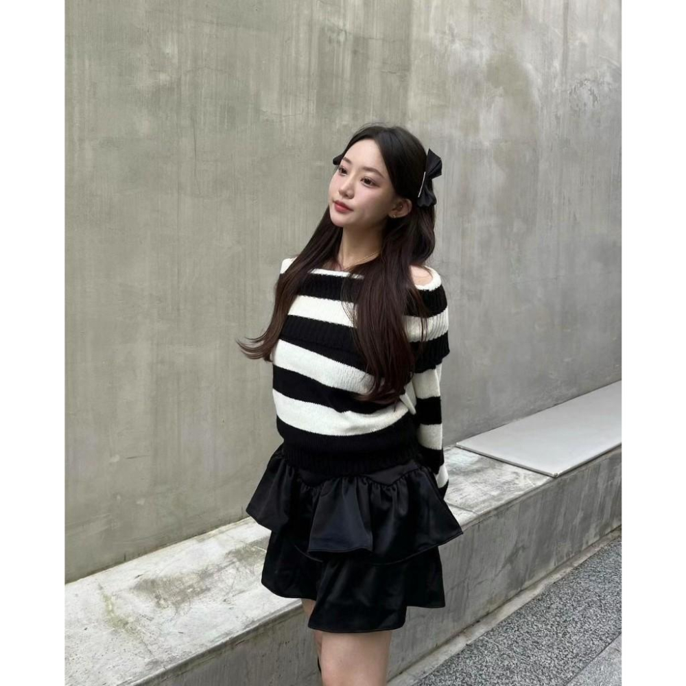 Ashley 正韓 翻領 條紋 針織上衣 長袖上衣 露肩上衣 女生上衣 現貨-細節圖4