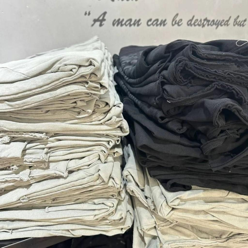 AK韓國連線 不修邊休閒長洋裝 休閒洋裝 字母洋 現貨 居家服 孕婦裝 落肩款-細節圖3