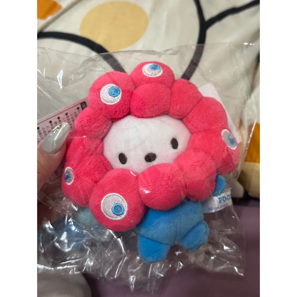 tzuutique｜三麗鷗X萬博聯名 登山扣吊飾娃-規格圖1