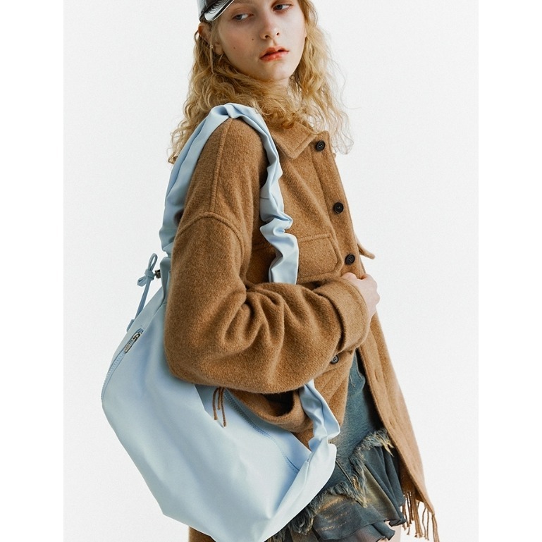 [預購 每周日中午 12:00收單] 2024 正韓 CARLYN BABE 肩背包 M-細節圖2