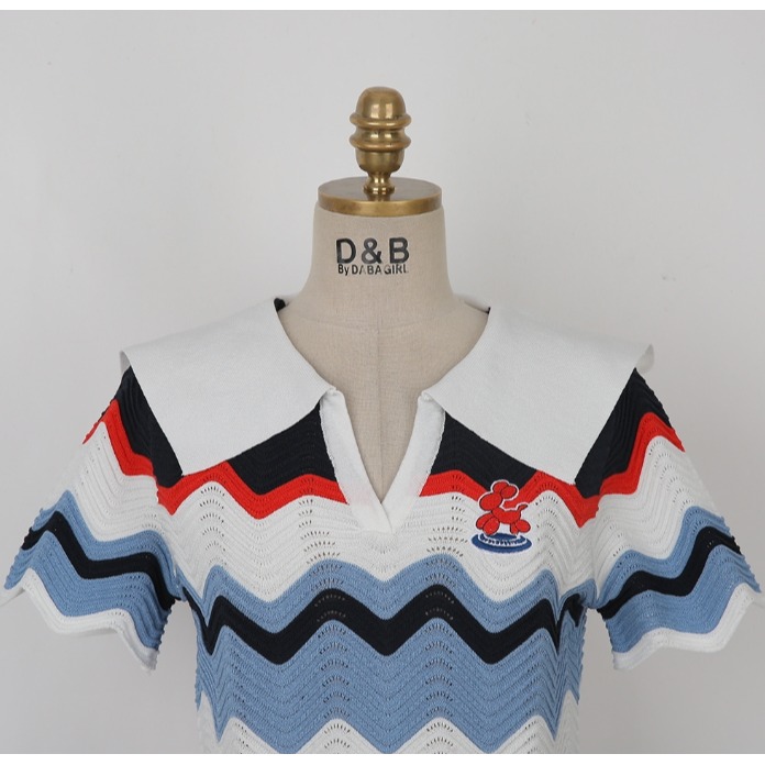 [預購 每周日中午 12:00收單] 2024 正韓 dabagirl 春夏女裝 彩色波浪紋 v字海軍領針織上衣-細節圖9