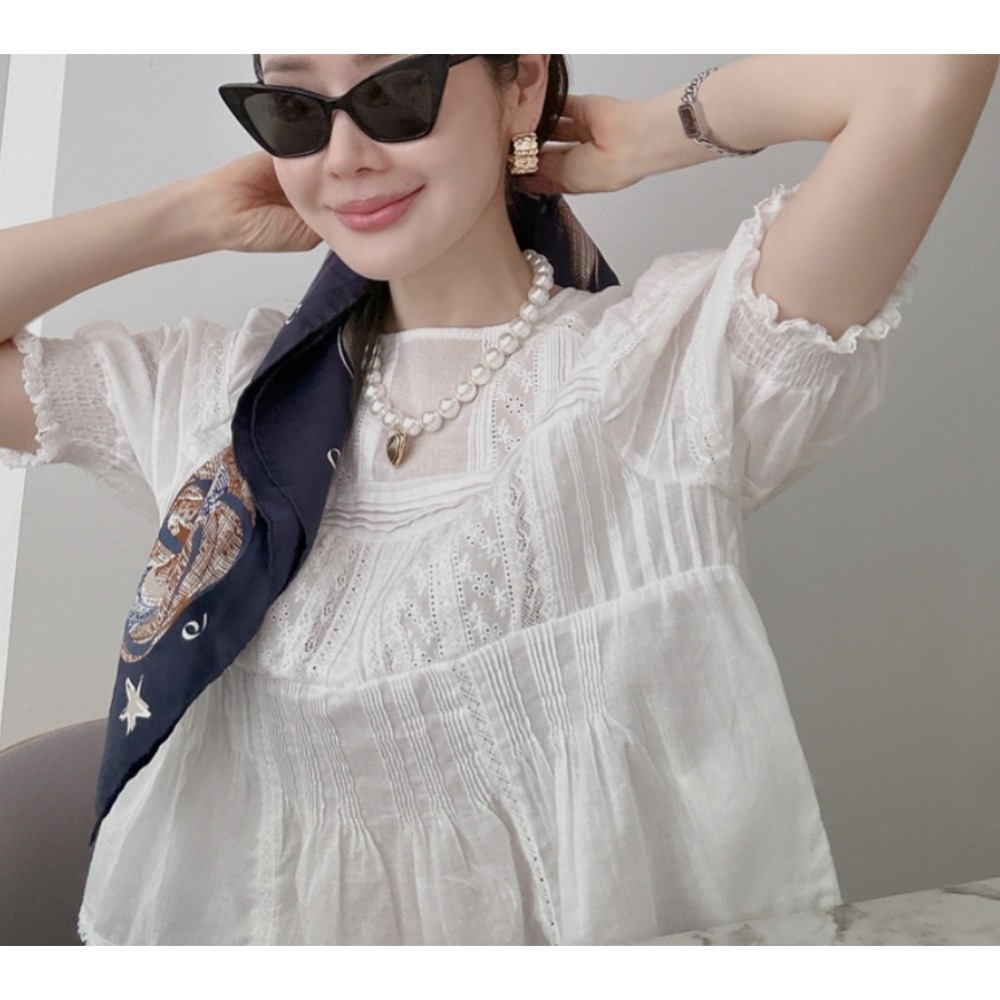 [預購 每周日中午 12:00收單] 2024 正韓 partysu 春夏女裝  泡泡袖蕾絲短版上衣-細節圖4