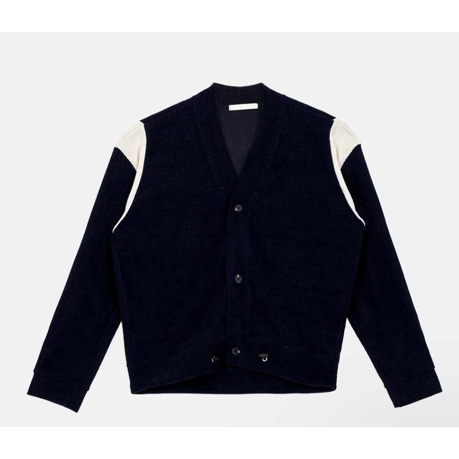 [是男裝喔~][預購 每周日中午 12:00收單] 2024 正韓 smallman 秋冬男裝 肩膀三角色塊開襟衫-規格圖11