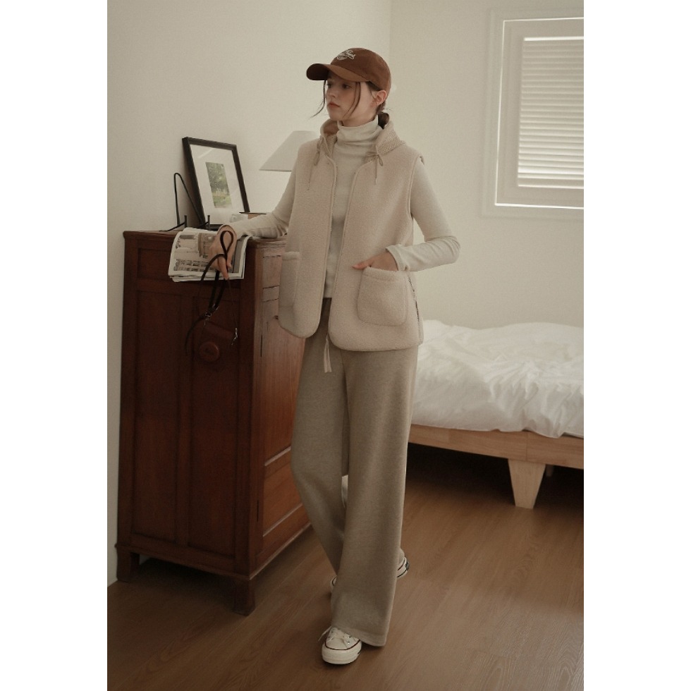 [預購 每周日中午 12:00收單] 2024 正韓 dodry 秋冬女裝  異材質拼接 可拆式連帽背心-細節圖2