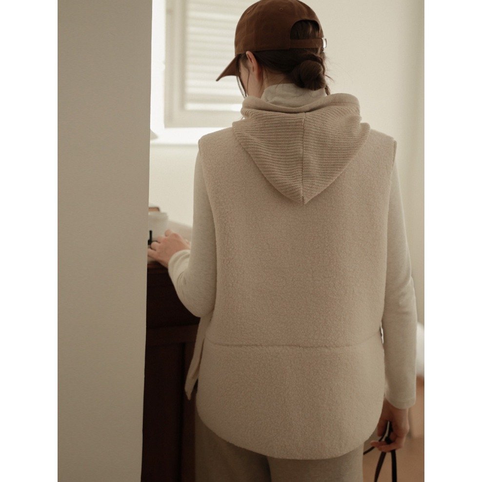 [預購 每周日中午 12:00收單] 2024 正韓 dodry 秋冬女裝  異材質拼接 可拆式連帽背心-細節圖3