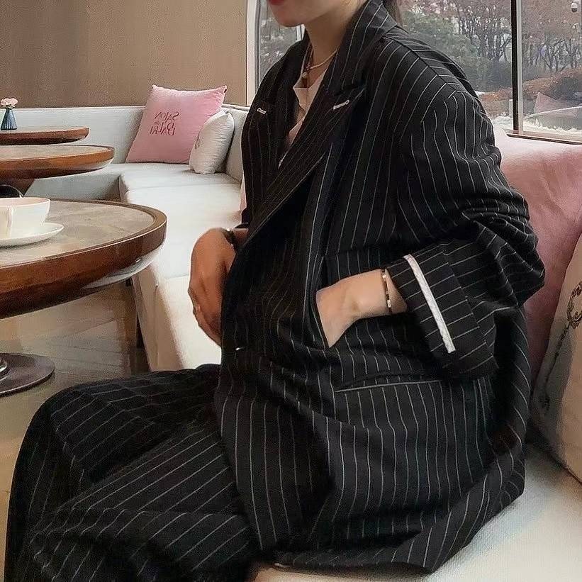 [預購 每周日中午 12:00收單] 2025 韓國 東大門 泰妍家 條紋男友風西裝外套-細節圖4