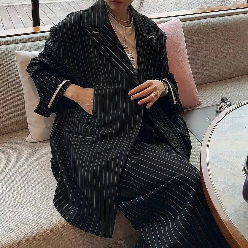 [預購 每周日中午 12:00收單] 2025 韓國 東大門 泰妍家 條紋男友風西裝外套-細節圖5