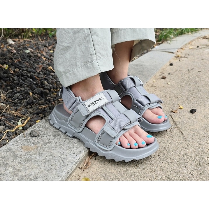 [韓國限時限量打折款 錯過可惜!] 2025 韓國 打折款~DISCOVERY 休閒涼鞋(邊錫佑穿)-細節圖5