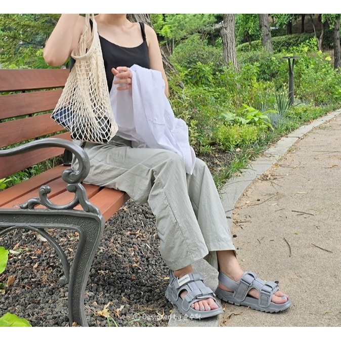 [韓國限時限量打折款 錯過可惜!] 2025 韓國 打折款~DISCOVERY 休閒涼鞋(邊錫佑穿)-細節圖6