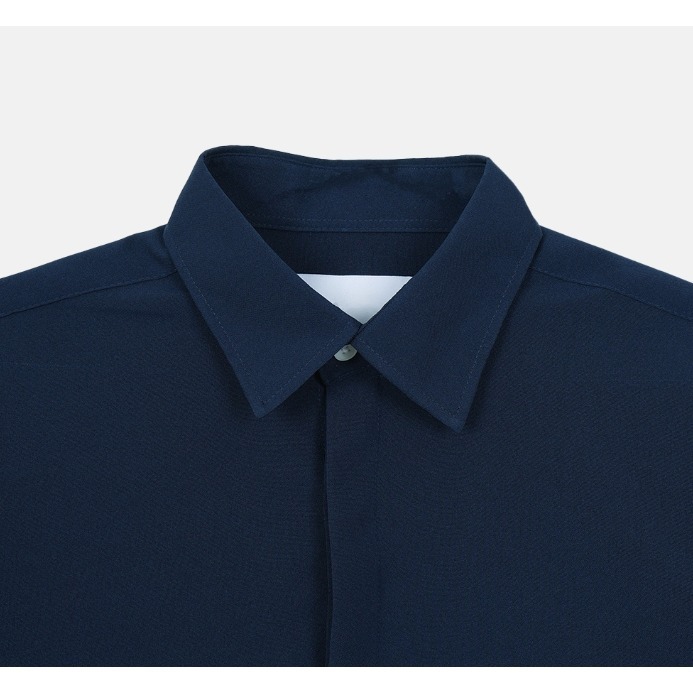 [官網特惠ing] [是男裝喔~][預購 每周日中午 12:00收單] 2025 韓國 smallman 隱藏鈕扣襯衫-細節圖11