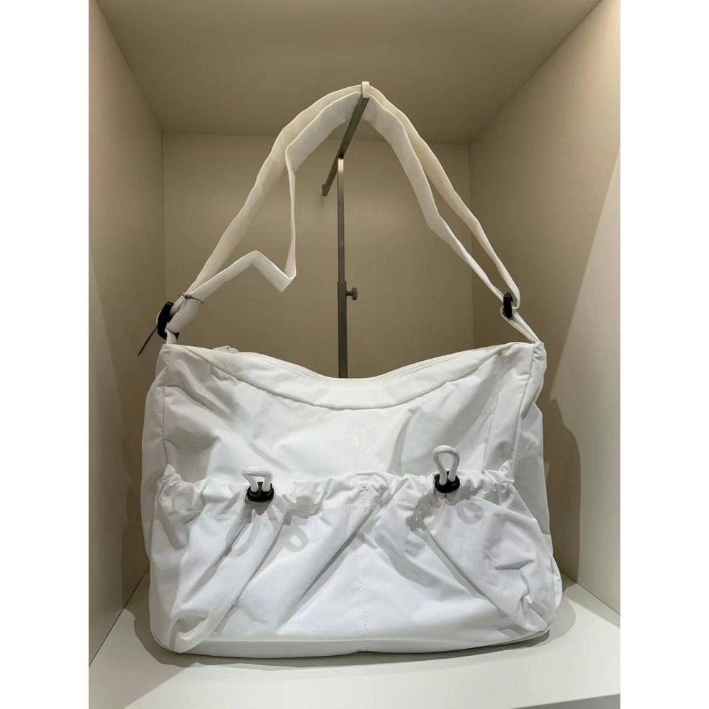 [預購 每周日中午 12:00收單] 2025 韓國  SPAO 肩背抽繩尼龍大包-細節圖6