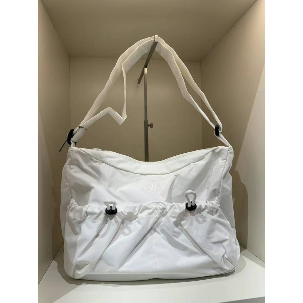 [預購 每周日中午 12:00收單] 2025 韓國  SPAO 肩背抽繩尼龍大包-規格圖8