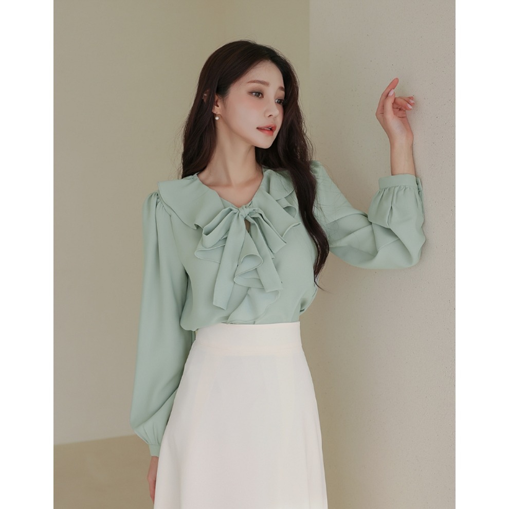 [官網特惠ing][預購 每周日中午 12:00收單] 2025 ode 初春女裝 層疊荷葉邊領蝴蝶結緞帶襯衫-細節圖4