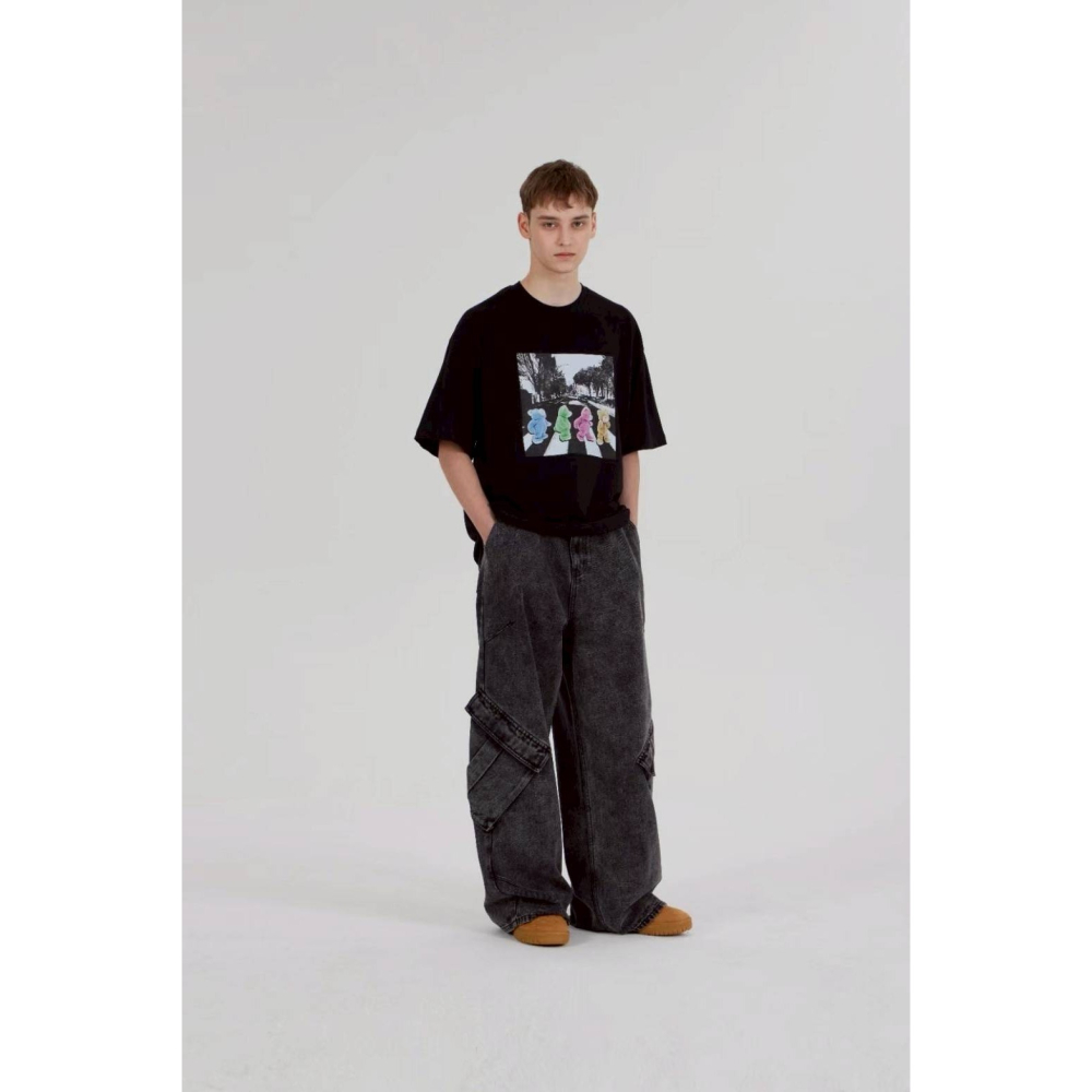 [預購 每周日中午 12:00收單] 2025 韓國 DYSFUNCT  棒棒糖 果凍熊過馬路上衣-細節圖3