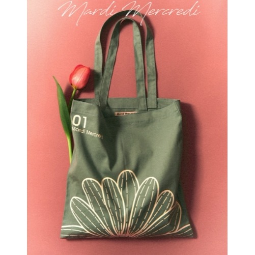 [預購 每周日中午 12:00收單] 2025 韓國  MARDI ＇25春夏新款  經典雛菊雙面棉質托特包-細節圖5