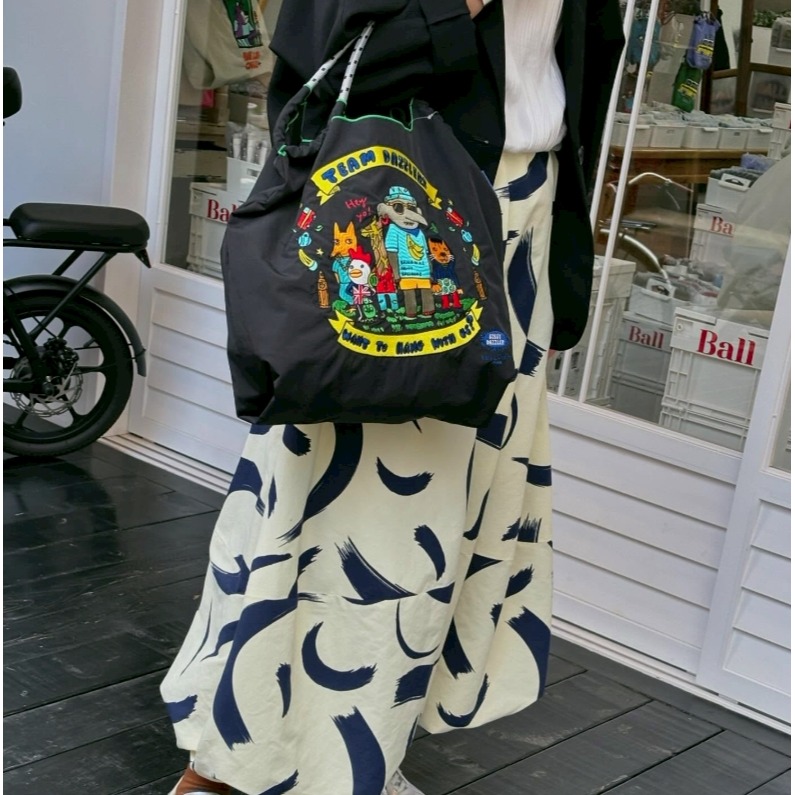 [預購 每周日中午 12:00收單] 2025  BALL & CHAIN  草原夥伴刺繡肩背包 (M/L)-細節圖3