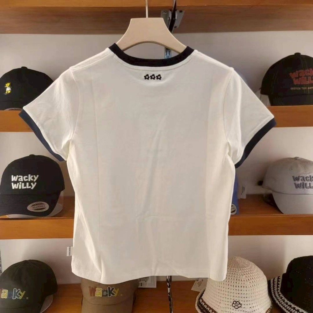 [預購 每周日中午 12:00收單] 2025 韓國  WACKY WILLY ＇25春夏新款 壓邊LOGO短上衣(女)-細節圖2