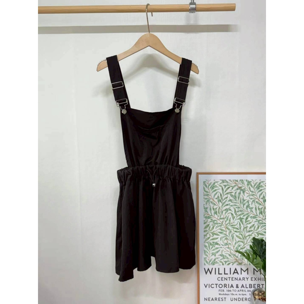 [預購 每周日中午 12:00收單] 2025 韓國 春夏女裝 休閒時尚 俏麗可愛 抽繩吊帶短裙-細節圖6