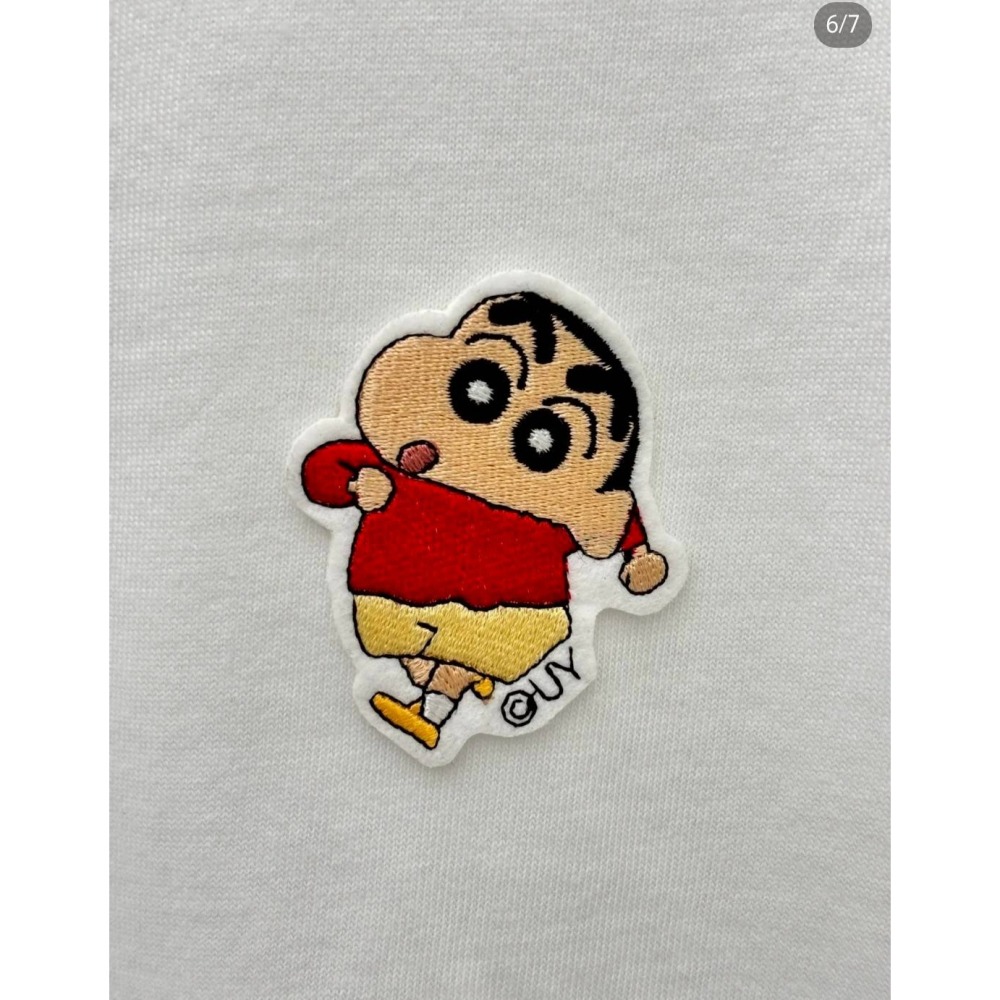 [限時限量特惠][預購 2025.05.19 中午 12:00收單] 2025  打折款~SPAO 蠟筆小新上衣 1+1-細節圖2