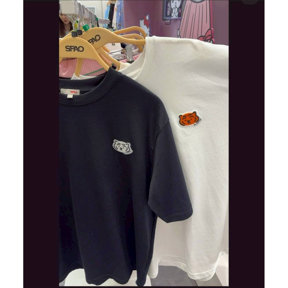 [限時限量特惠][預購 2025.05.19 中午 12:00收單] 2025 打折款~SPAO 躺胖虎黑白上衣 1+1-細節圖6