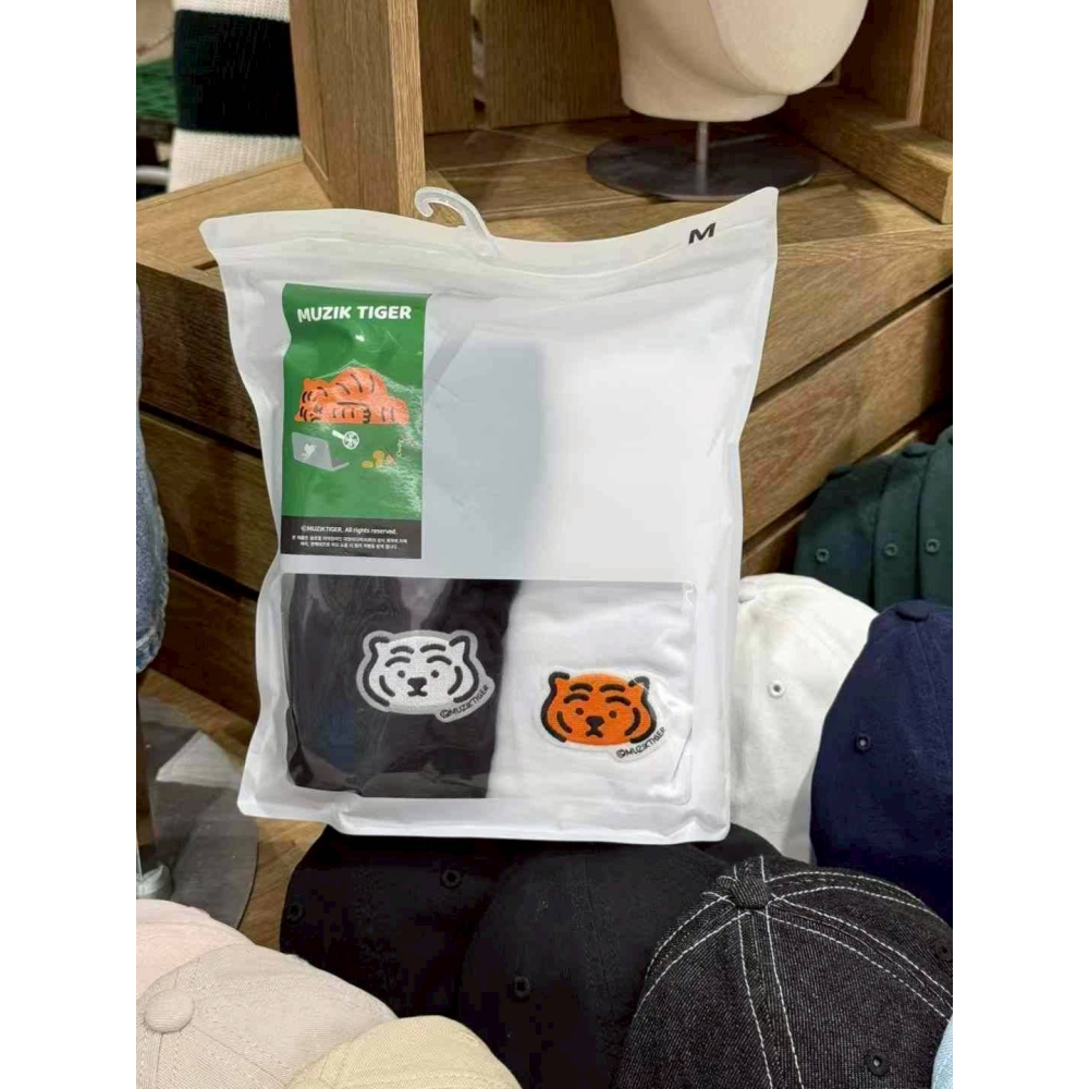 [限時限量特惠][預購 2025.05.19 中午 12:00收單] 2025 打折款~SPAO 躺胖虎黑白上衣 1+1-細節圖8