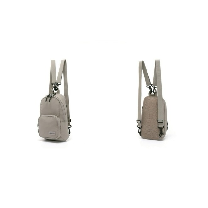 [預購 每周日中午 12:00收單] 2025 韓國 National Geographic 25秋冬新款  斜背後背包-細節圖3