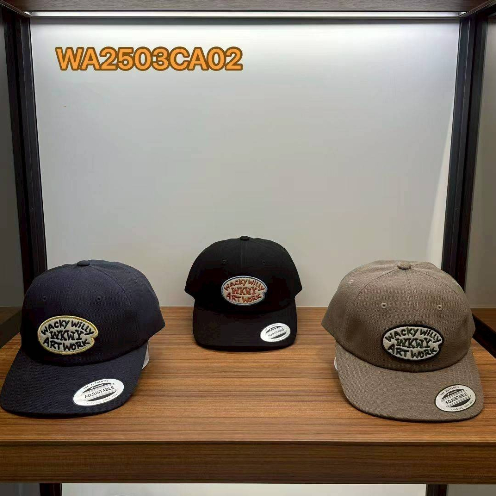 [預購 每周日中午 12:00收單] 2025 韓國  WACKY WILLY 火炬人 勳章棒球帽-細節圖3