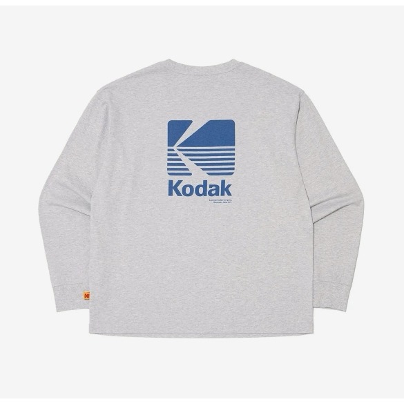 [預購 每周日中午 12:00收單] 2025 韓國  KODAK柯達 秋冬新款  後大LOGO薄款上衣-細節圖4