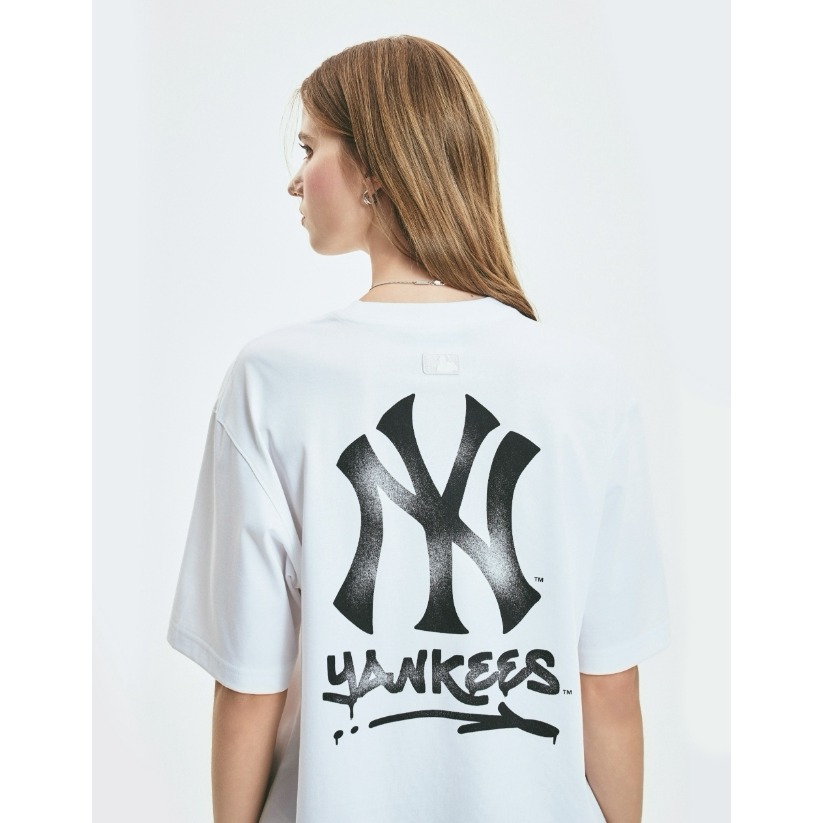 [韓國打折ing][預購 每周日中午 12:00收單] 2025 韓國 MLB 紐約洋基隊基本款街頭標誌修身短袖上衣-細節圖5