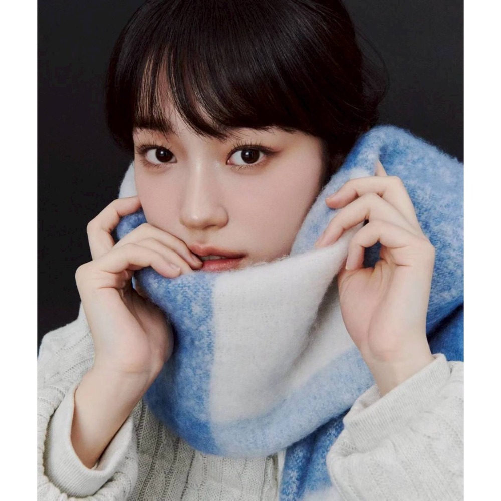 [預購 每周日中午 12:00收單] 2025 韓國 LEE 25秋冬新品     流蘇質感圍巾-細節圖2