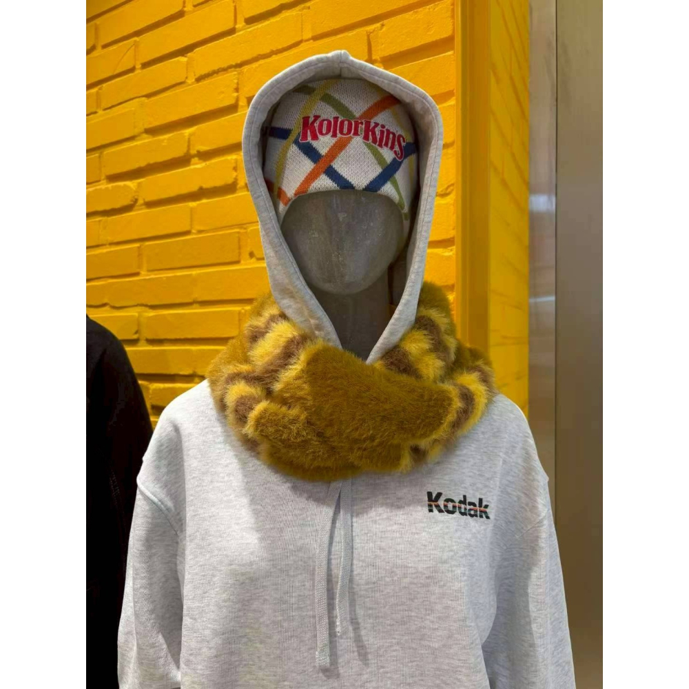[預購 每周日中午 12:00收單] 2025 韓國  KODAK 25秋冬新款   絨毛圍巾-細節圖9