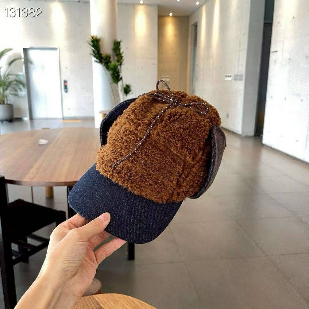 [預購 每周日中午 12:00收單] 2025 韓國 時尚配件  羔羊拼接護耳棒球帽-細節圖8