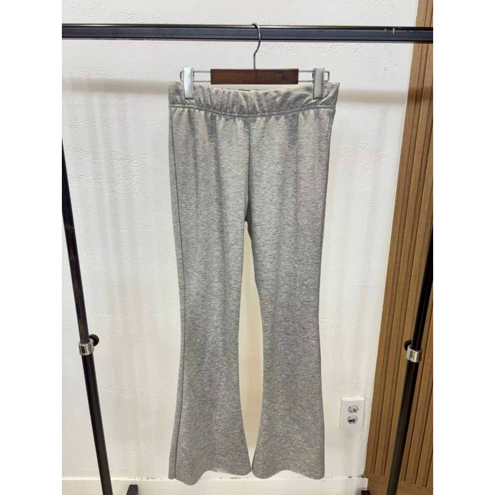 [預購 每周日中午 12:00收單] 2025 韓國秋冬女裝  水貂毛內裡小喇叭長褲-細節圖7