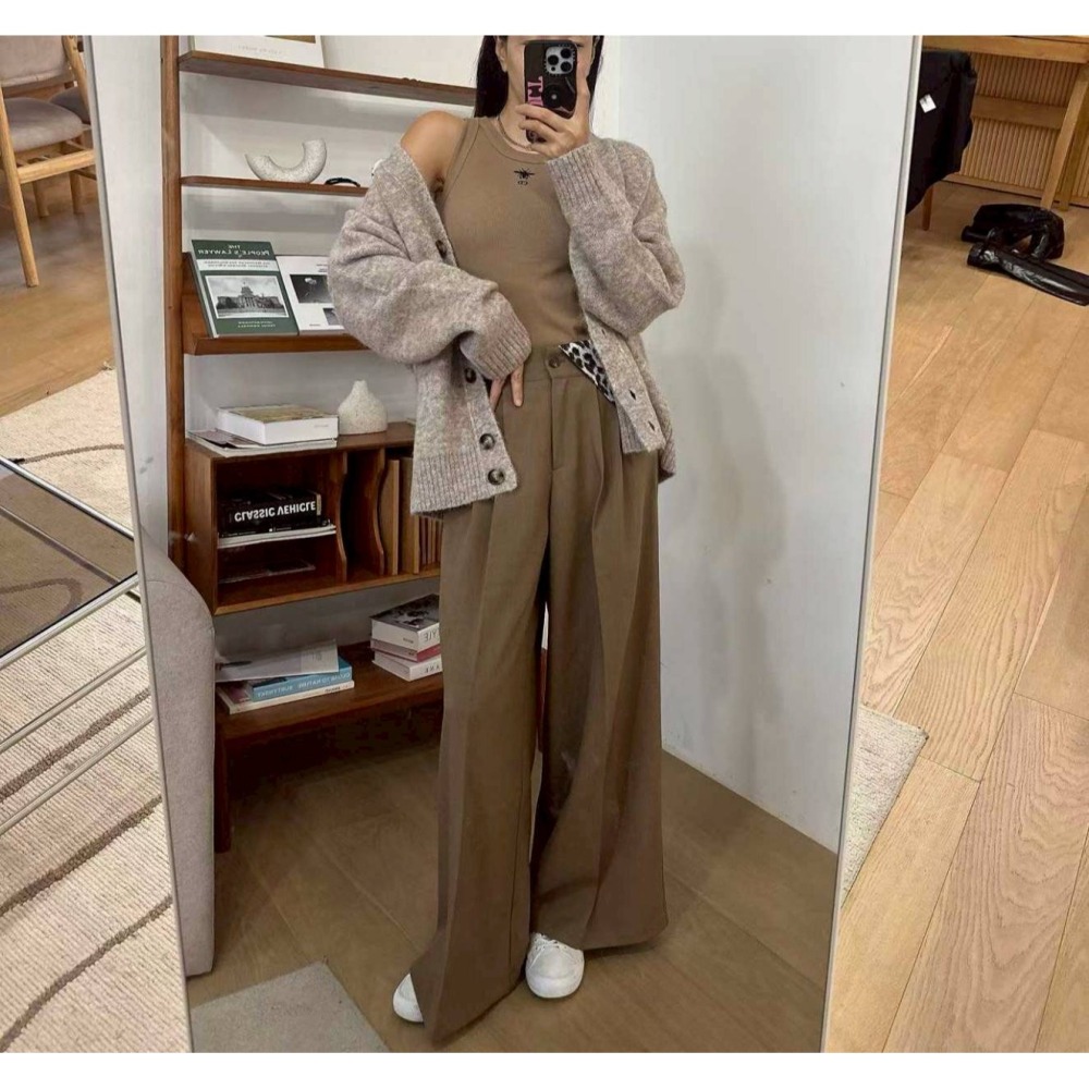 [預購 每周日中午 12:00收單] 2025 韓國 秋冬女裝 8 MABLE家 羊毛英文字樣 開襟上衣-細節圖9