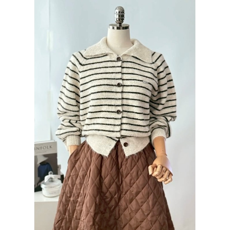 [預購 每周日中午 12:00收單] 2025 韓國 秋冬女裝 條紋翻領開襟針織上衣-細節圖3