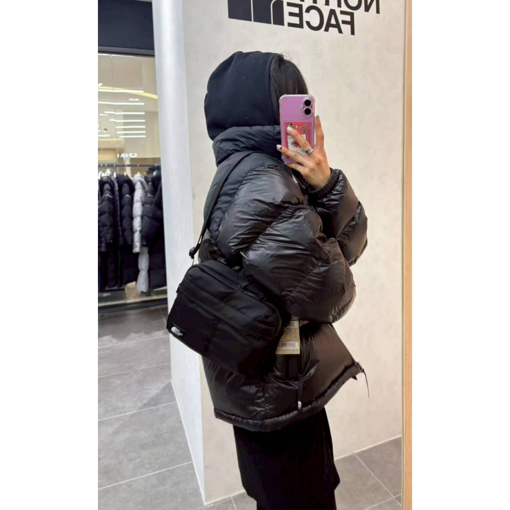 [韓國季末折扣ing][預購 每周日中午 12:00收單] 2025韓國 潮牌包包 NORTH FACE 旅行斜背小包-細節圖5