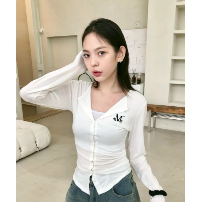 [預購 每周日中午 12:00收單] 2025 韓國 秋冬女裝  MUCENT LOGO開襟上衣-細節圖3