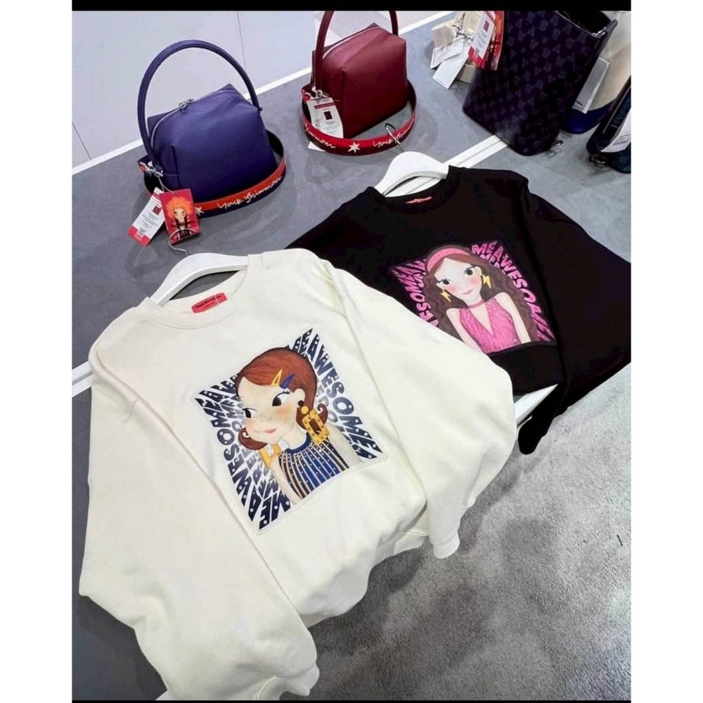 [韓國 陸心媛 年末打折款 ] [預購 每周日中午 12:00收單] 2025 韓國陸心媛 LOGO長袖上衣-細節圖2