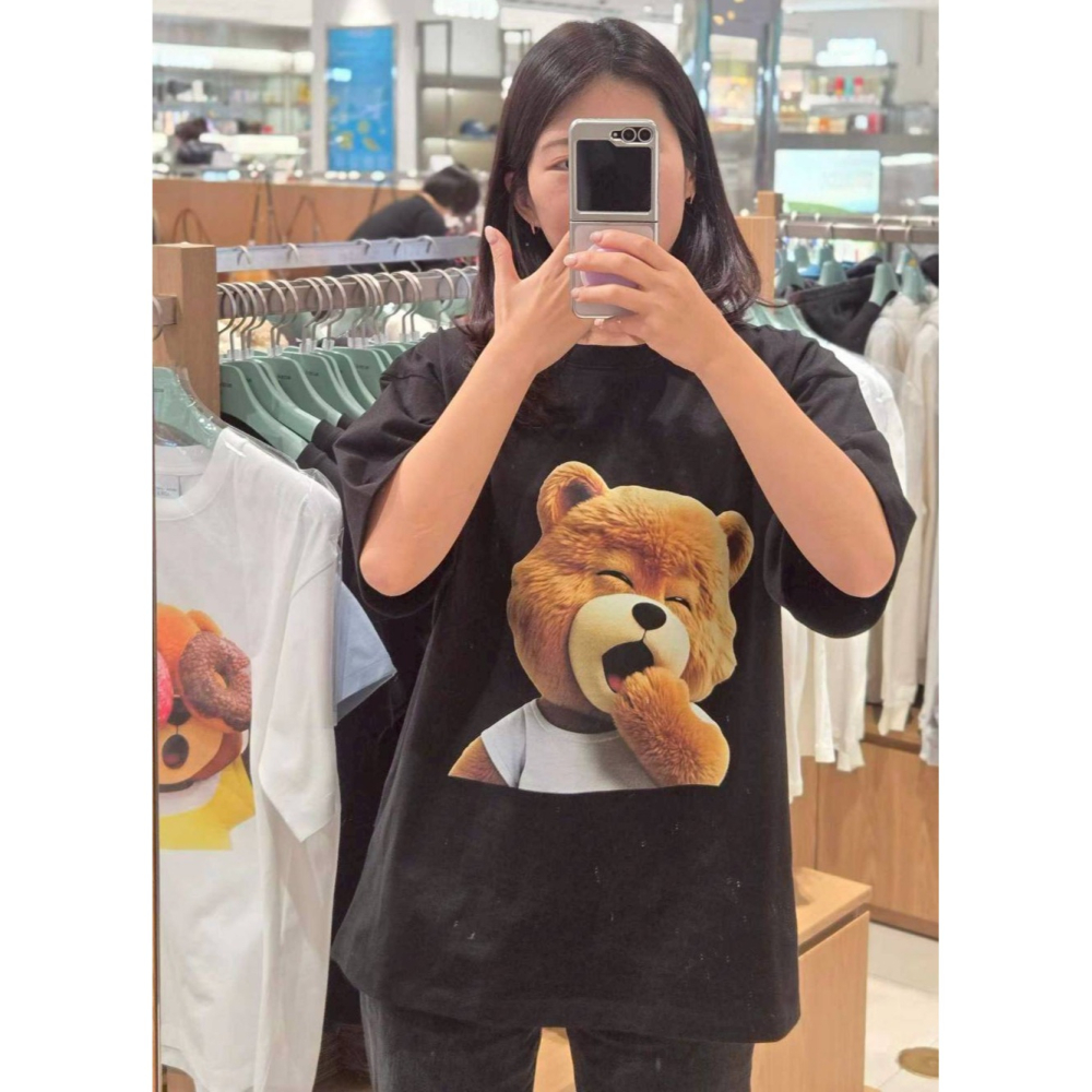 [預購 每周日中午 12:00收單] 2026 韓國 ADLV 春夏新款 可愛小熊大頭上衣 (黑色款)-細節圖2