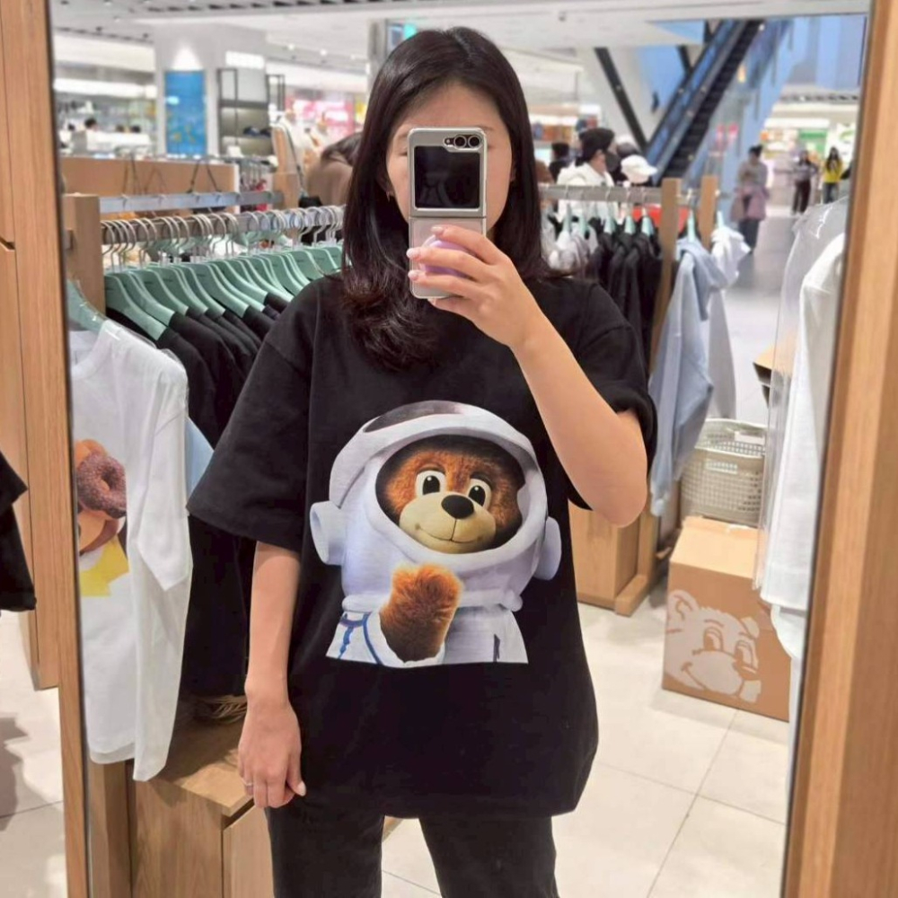 [預購 每周日中午 12:00收單] 2026 韓國 ADLV 春夏新款 可愛小熊大頭上衣 (黑色款)-細節圖3