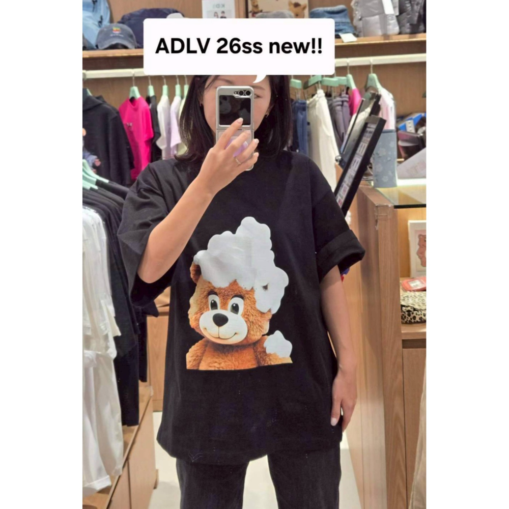 [預購 每周日中午 12:00收單] 2026 韓國 ADLV 春夏新款 可愛小熊大頭上衣 (黑色款)-細節圖6